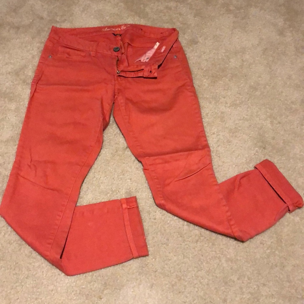 Low-rise skinny jeans